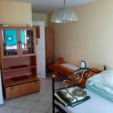 Pokoje Goscinne Kolobrzeg Bagian luar foto